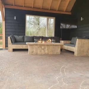 Steigerhouten vuurtafel